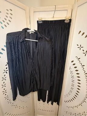 Black Plisse Pleated Long Sleeve Top and Pants Set